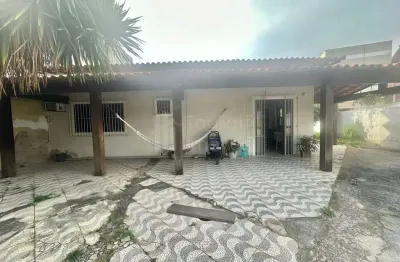 Casa com 2 quartos à venda na Vila Capri, Araruama 