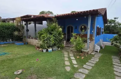 Chateau colline - casa em condomínio, com excelente integração entre conforto e natureza.