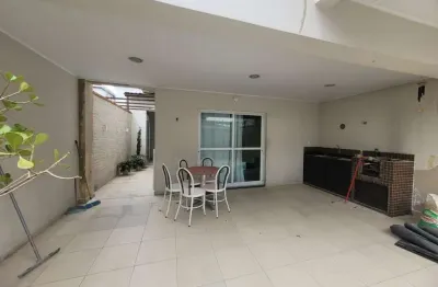 Casa com 3 quartos à venda na Rua Marília, Boqueirão, Praia Grande