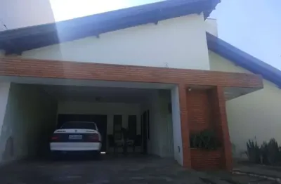 Casa com 4 quartos à venda na Avenida Vale do Sol, Vale do Sol, Votuporanga