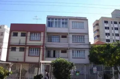 Apartamento c/78 m2, c/2 dormitórios, cozinha,área de serviço, banheiro social, fundos. na rua santana 455 - esquina c/rua jeronimo de ornelas. agende sua visita. 51.30245060 ou 51.98410.2873-51.98410