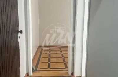 Apartamento 3 dormitórios,sala, cozinha, área de serviço e dep.empregada, 01 garagem. em ótima localização da rua castro alves. agende 51.984102913