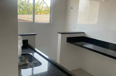 Casa com 02 dormitórios perfeita para morar ou investir!!!.