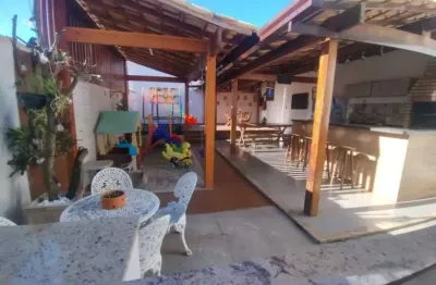 Casa com 4 quartos à venda na Avenida Dos Bandeirantes, 02 -, Recreio, Rio das Ostras