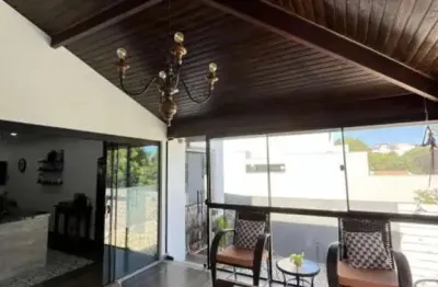 Casa com 3 quartos à venda na Avenida Ricardo Muylaert Salgado, 901, Lagoa, Macaé