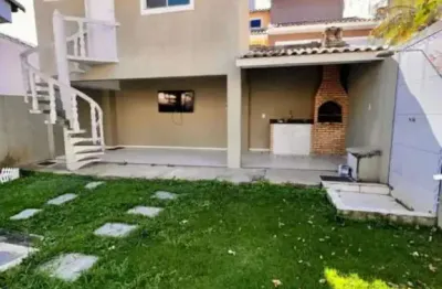Casa com 4 quartos à venda na Rua Sidnei Vasconcelos Aguiar, 1, Glória, Macaé
