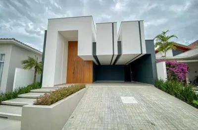Casa com 3 quartos à venda na Avenida Ricardo Muylaert Salgado, 901, Lagoa, Macaé