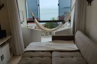 Apartamento mobiliado com 45m² e vista mar a 100 metros da praia dos ingleses
