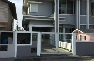 Sobrado à venda no bairro ingleses norte - florianópolis/sc