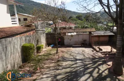 Terreno com 697m² á aproximadamente 3 km da praia dos ingleses