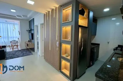 Apartamento mobiliado (porteira fechada) á aproximadamente 500 metros da praia dos ingleses