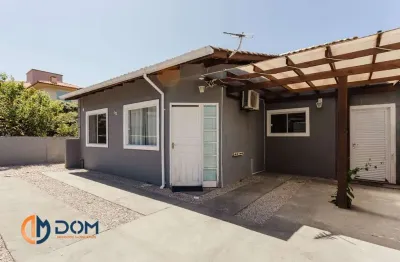 Casa em condomínio fechado com 2 quartos à venda no Ingleses, Florianópolis 