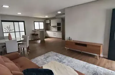 Sobrado padrão - aproximadamente 2,5 km da praia dos ingleses