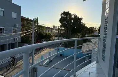 Casa próximo ao mar, alto faturamento na temporada.