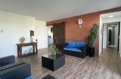 Apartamento cobertura em um dos condomínios mais desejados da praia dos ingleses