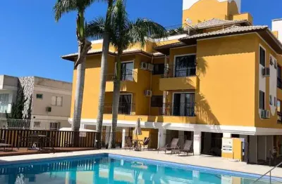 Apartamento cobertura com vista mar, localizado na praia da cachoeira do bom jesus, florianópolis/sc