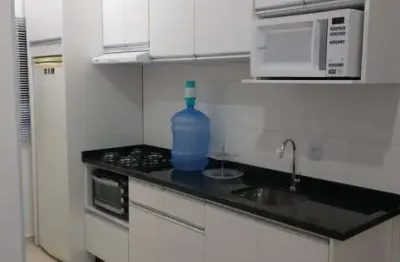 Apartamento garden com quintal privativo a 2,5 km da praia dos ingleses/sc