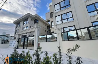 Apartamento com ampla área externa descoberta - aproximadamente 450 metros da praia dos ingleses