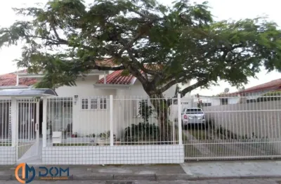 Casa com 4 quartos à venda no Ingleses do Rio Vermelho, Florianópolis 