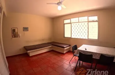 Apartamento de 3 quartos na praia do morro... sol da manhã.