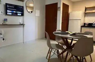 Apartamento de 02 quartos todo reformado na av oceânica