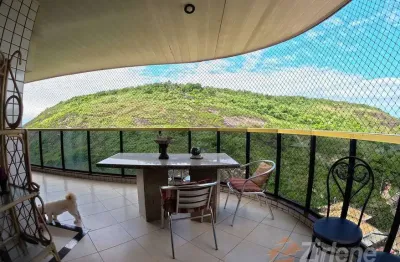 Apartamento de 4 quartos para quem busca espaço e elegância.