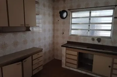 Sobrado de esquina no catiapoã, 03 dorms., 01 suíte, 02 wc, vaga para 04 carros