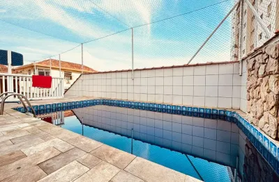 Linda casa no marapé com piscina privativa - 4 amplos dormitórios