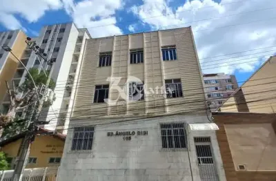 Apartamento com 3 quartos para alugar no Centro, Juiz de Fora 
