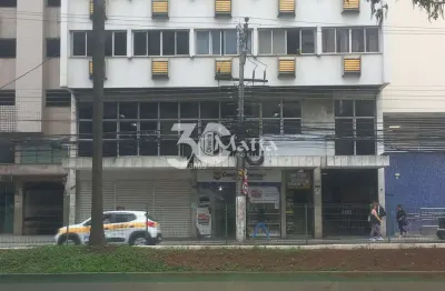 Salão comercia lpara locação com +- 400m² na avenida barão do rio branco - juiz de fora