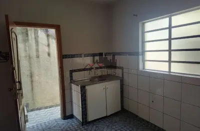 Casa com 1 quarto para alugar na rua pedra cavalheiro da silva, 120, jardim oliveiras, taboão da serra, 35 m2 por r$ 650