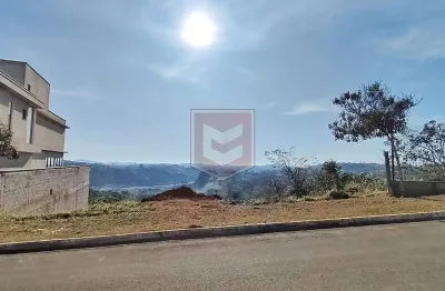 Terreno com 580 m². excelente localização no condomínio residencial alvim.
