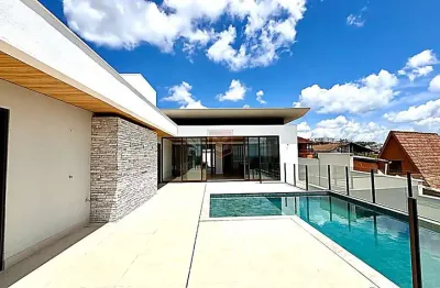 Casa em condomínio fechado com 4 quartos à venda na Rua José Alvarenga Massote, Chales do Imperador, Juiz de Fora