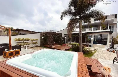 Casa em condomínio fechado com 4 quartos à venda na Rua Doutor Nelson Lougon Borges de Mattos, Aeroporto, Juiz de Fora