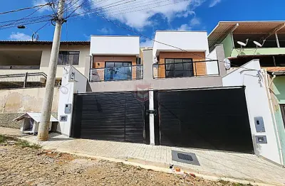 Casa com 3 quartos à venda na Rua Waldemar Bracher, São Pedro, Juiz de Fora
