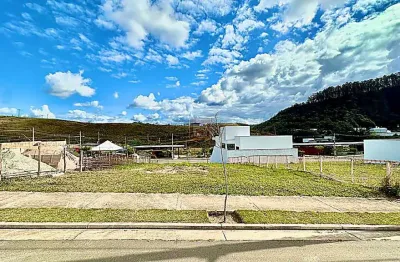 Terreno à venda na Avenida Deusdedith Salgado, Salvaterra, Juiz de Fora