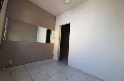 Sala comercial para alugar na Rua Yolanda Saad Abuzaid, Alcântara, São Gonçalo