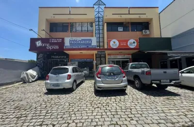 Sala comercial para alugar na Estrada Francisco da Cruz Nunes, Piratininga, Niterói