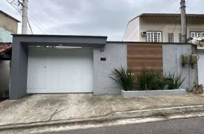 Casa para alugar na Rua G, Piratininga, Niterói