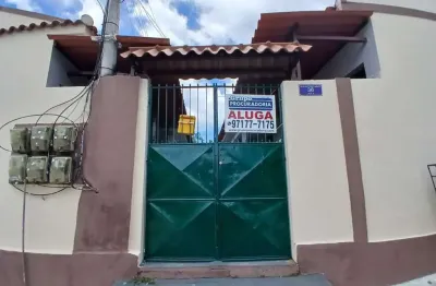 Casa com 1 quarto para alugar na Rua Antônio Nanci, Pacheco, São Gonçalo