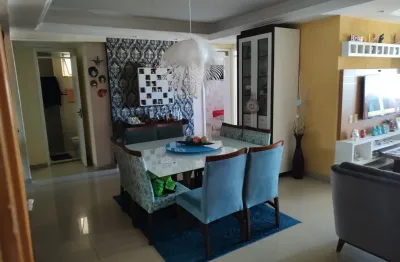 Apartamento no melhor da varjota com 3 quartos, 1 suíte, 1 vaga.