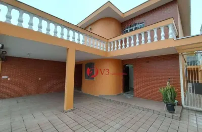 Sobrado a venda na vila nhocuné 3 dormitórios sendo 1 suíte, 4 vagas, 214 m²