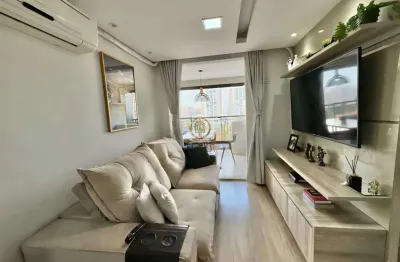 Apartamento à venda em Campinas, Taquaral, com 2 quartos, com 69 m², Living Celebration
