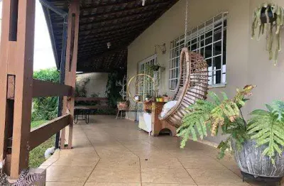 Casa à venda em Campinas, Cidade Universitária, com 3 quartos, com 258 m²