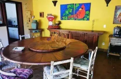 Casa à venda em Campinas, Bairro das Palmeiras, com 4 quartos, com 675 m²