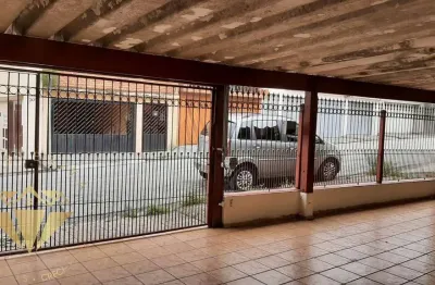 Casa pra venda, com quatro vagas de garagem, no centro de diadema!!