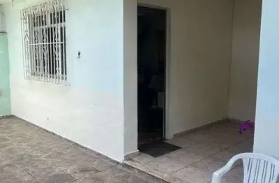 Vendo ótima casa de condomínio com 4 quartos na taquara com 158m2