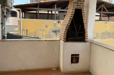Vendo ótima casa com 3 quartos em todos os santos 236 m2