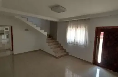 Casa com 3 quartos à venda na Cidade Soberana, Guarulhos 