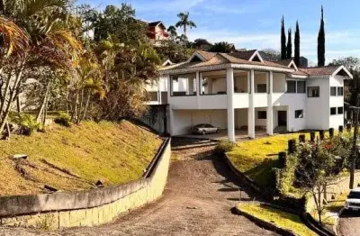 Casa com 4 quartos à venda na Serra da Cantareira, Mairiporã 